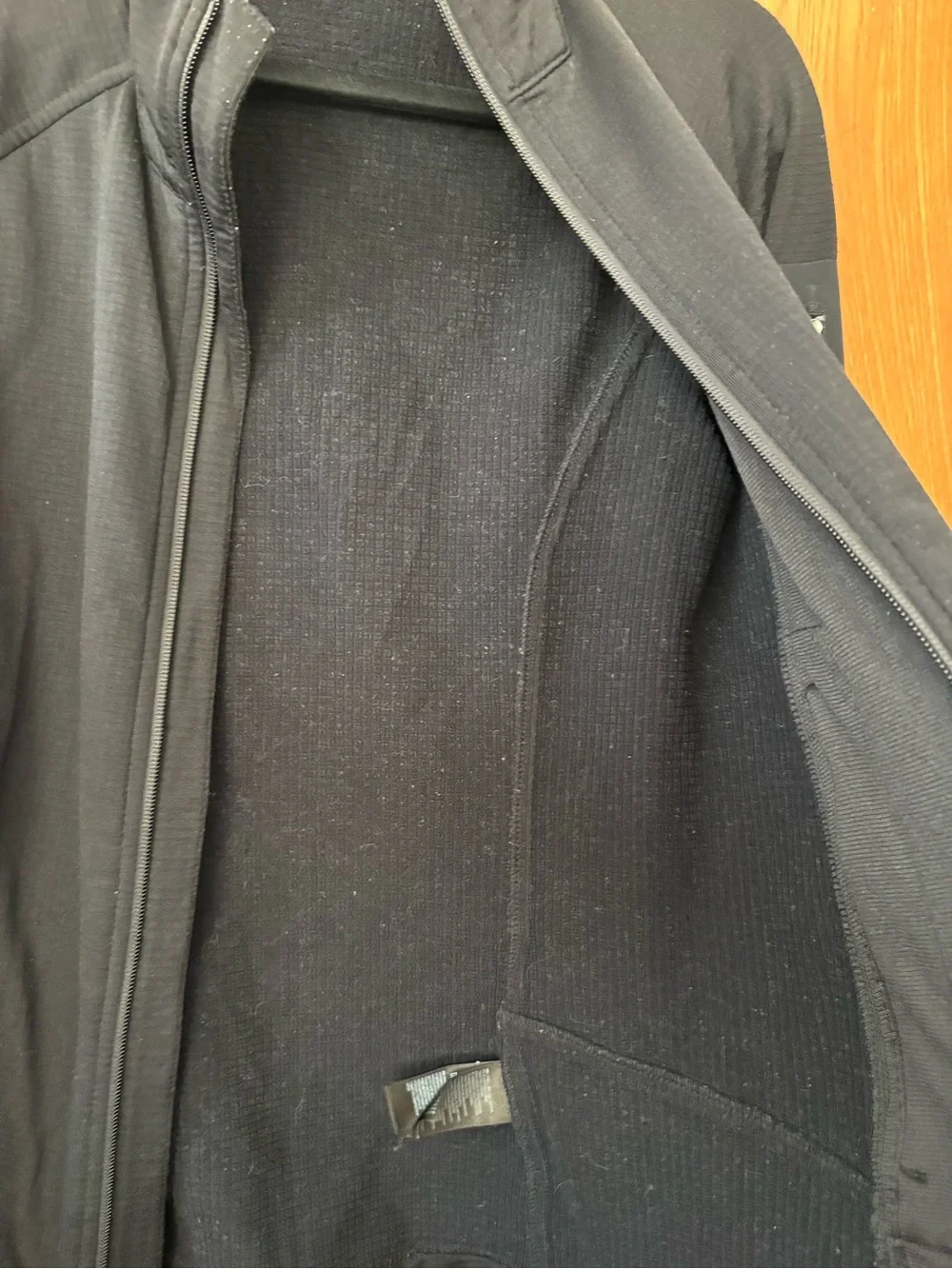 The North Face Black Lightweight Full-Zip *FLAW* Jacket